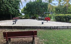 Ti Kaz Funky Host -T3 Vue Mer Premium 3 Etoiles - Village Vacances Sainte Anne Guadeloupe