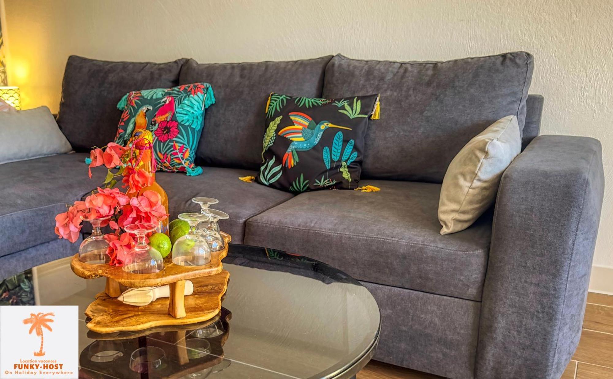 Ti Kaz Funky Host -T3 Vue Mer Premium 3 Etoiles - Village Vacances Sainte Anne Guadeloupe Extérieur photo
