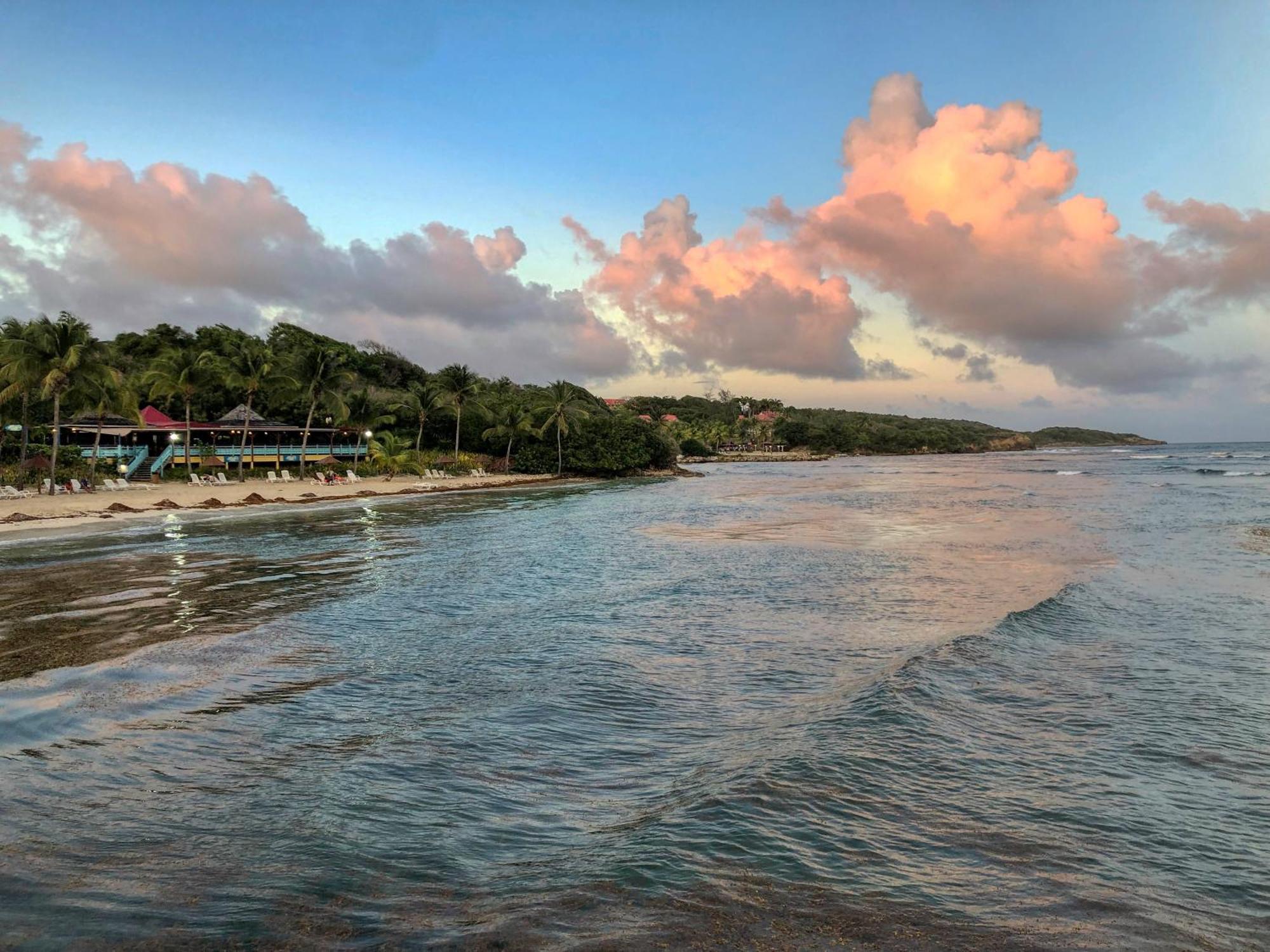 Ti Kaz Funky Host -T3 Vue Mer Premium 3 Etoiles - Village Vacances Sainte Anne Guadeloupe Extérieur photo